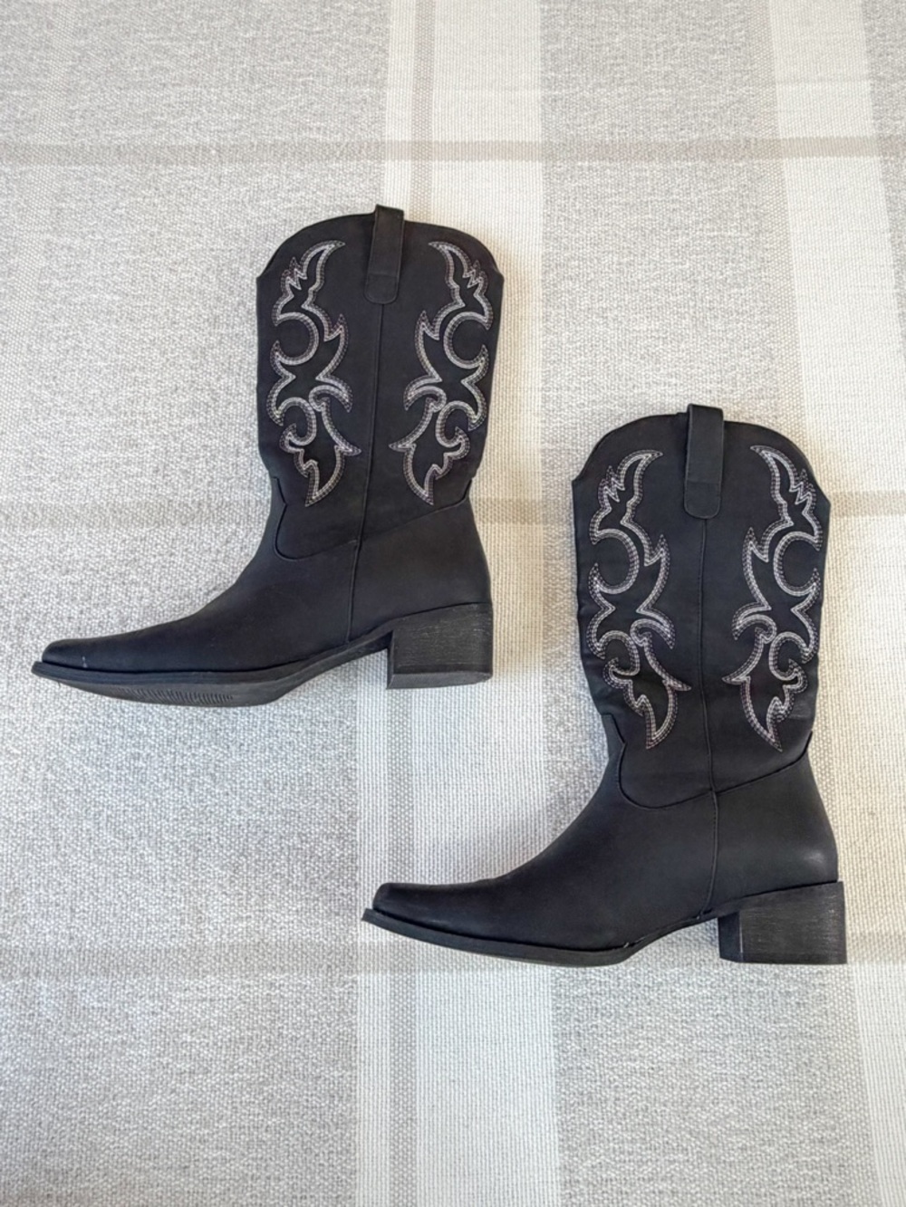Women's Black Western Mid-Calf Cowboy Boots